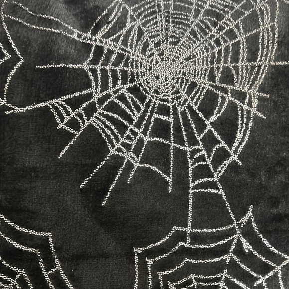 Celebrate Halloween Velvet Plush Throw - Picture 2 of 3